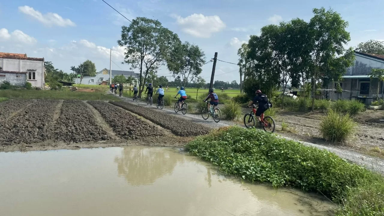 Saigon to Hoi An Cycling Tour: The Ultimate 10-Day Coastal & Highland Adventure